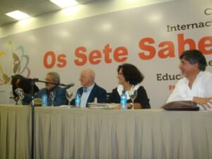 Conferência 7 saberes para uma Educação do Presente - UECE 2010