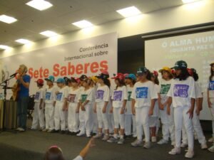 Conferência 7 saberes para uma Educação do Presente - UECE 2010