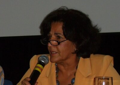 Maria C Moraes